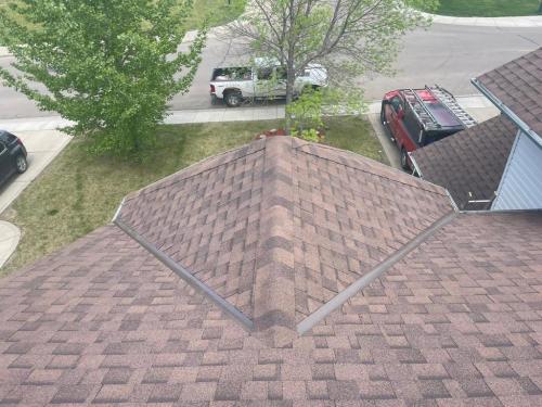Right-To-The-Peak-Calgary-Roofing-1