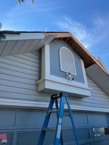 Right-To-The-Peak-Calgary-Roofing-26